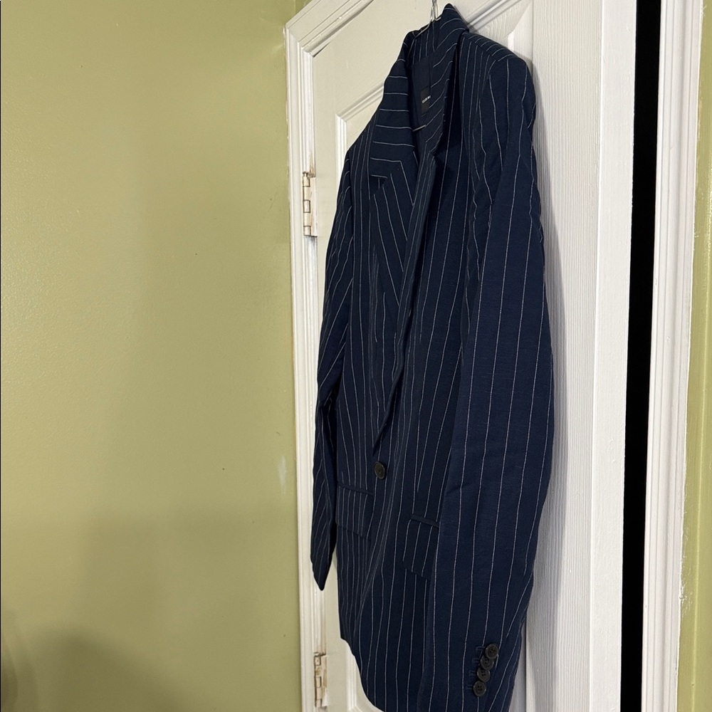 Club Monaco Dark Blue Linen Striped Blazer - Picture 2 of 5